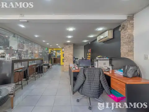 Local en Venta en Balvanera, USD 2.000.000