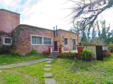 Finca en Pilar, 1.6ha de naturaleza y confort.