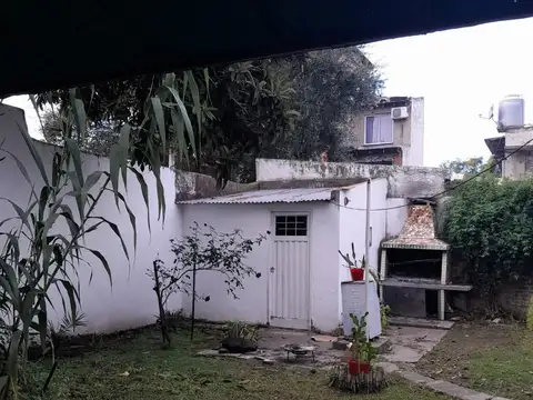 Casa en Alquiler en Villa Galicia, $ 850.000