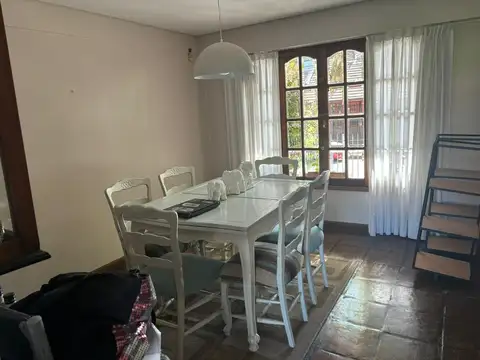 Chalet con cochera en Quilmes Centro