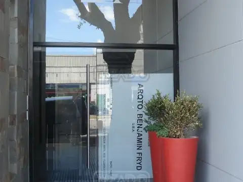 Oficina en Venta en Olivos, USD 3.600.000