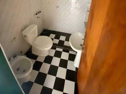 José Roque Funes 1000