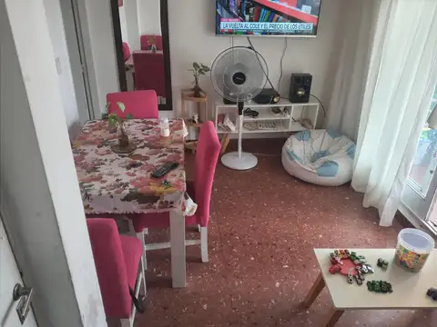 Alberti 2108 , Piso 8