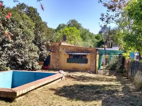 CASA A RECICLAR CON PILETA P.ESTHER