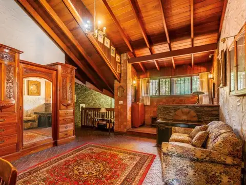 Casa 5 ambientes con 3 baños