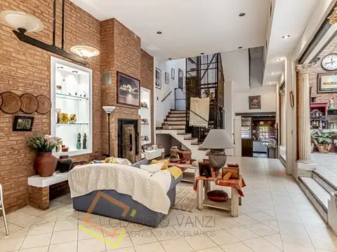 Venta Casa en Lote Propio Ideal Uso Profesional o Comercial