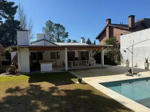 Casa - Alquiler - Argentina, Escobar - LIBERTAD 1391
