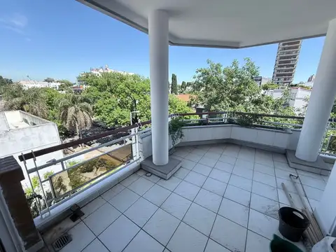 Departamento 3 ambientes con 4 baños