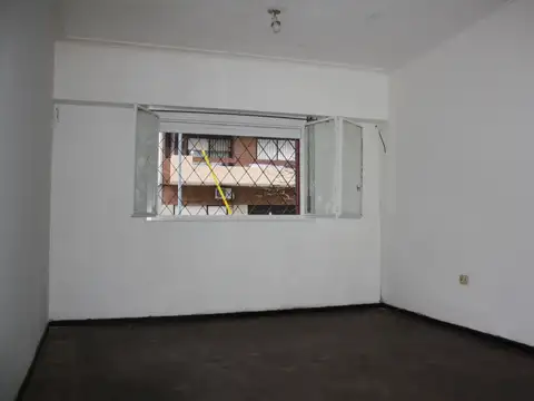 Amplio y hermoso departamento en Villa del Parque 62m2