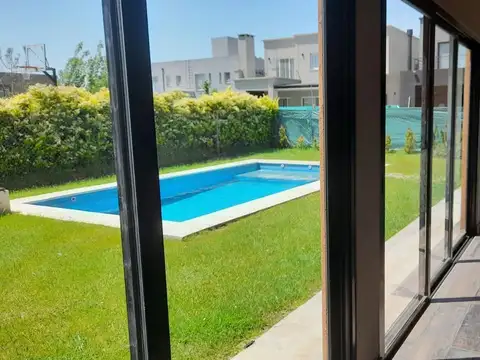 Casa en Alquiler Temporal en Barrio Cerrado Bella Vista Chico