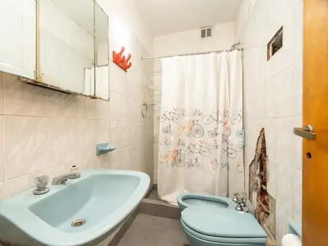 OPORTUNIDAD, CASITA EN LOTE PROPIO