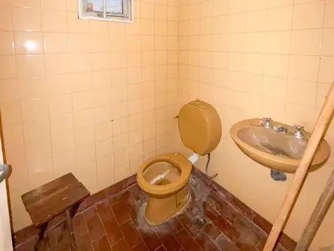 Local en Venta 40 años