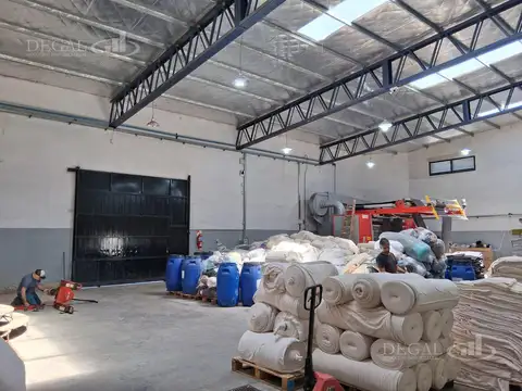 Galpon en Alquiler en Caseros, USD 1.900