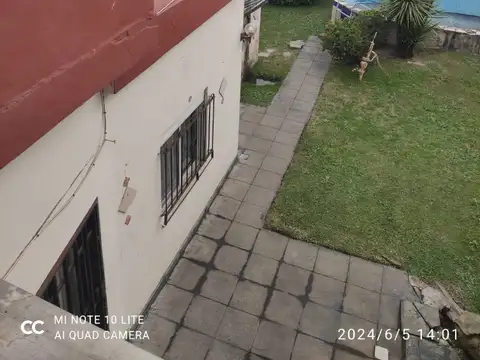 Casa 7 ambientes con 4 baños