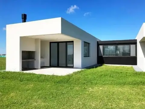 Venta Casa 4 ambientes Barrio La Alameda canning san vicente