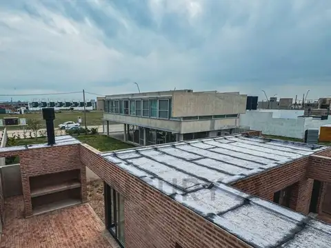 Casa en Venta en Quebrada De Manantiales, USD 240.000