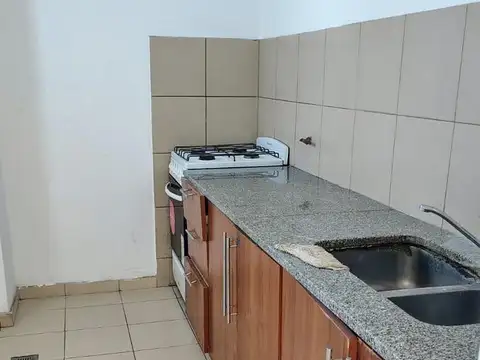 Departamento en Alquiler en La Plata, $ 550.000