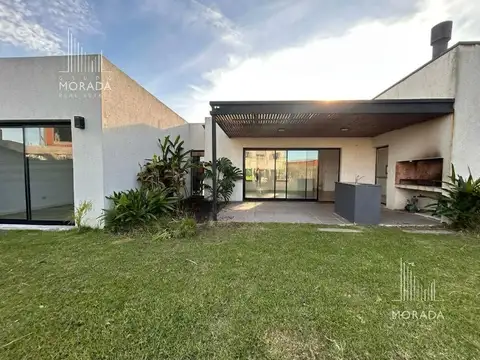 Casa en Venta en Santo Tomas, USD 184.000