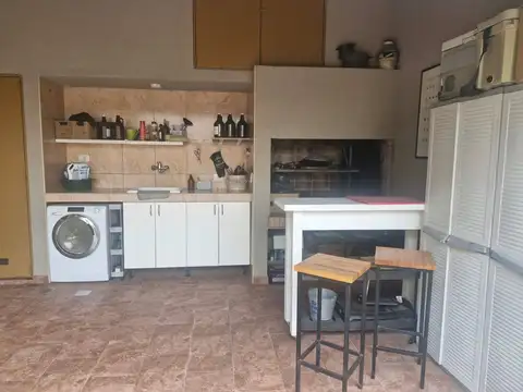 Depto Tipo Casa en Venta de 4 ambientes