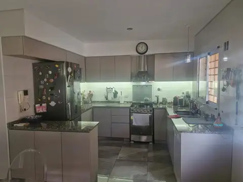 General Lamadrid 1300