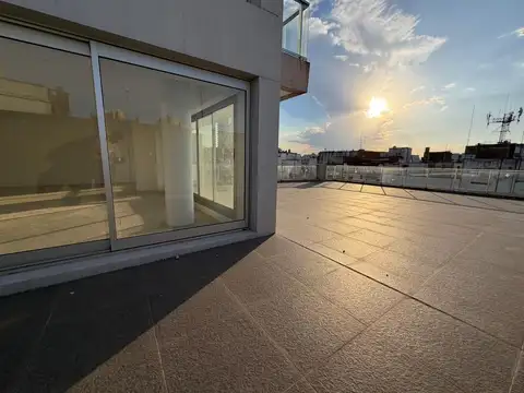 Oficina a estrenar con increible terraza – 203 m² en piso 10, Recoleta