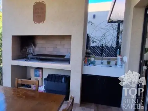 Casa-Venta-Barrio Pilar del Este-Pilar