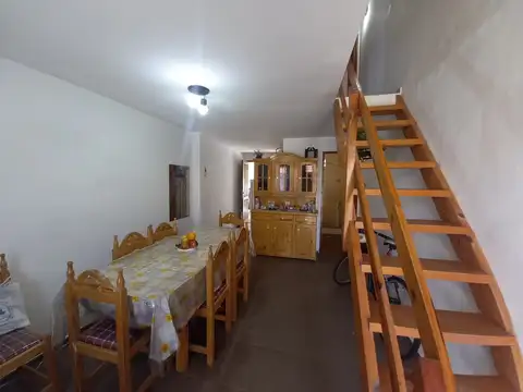 Casa 3 ambientes con 2 baños