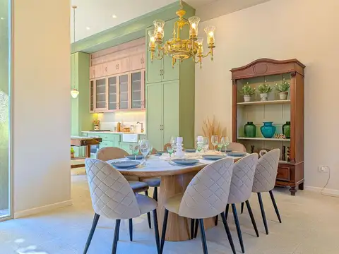 Casa en Venta en Nuestra Señora De Lourdes, USD 320.000