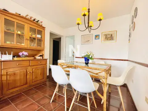 Apartamento a metros del mar, en Aidy Grill de 2 dormitorios.