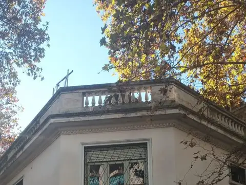 Terreno en Venta en Villa del Parque, USD 420.000