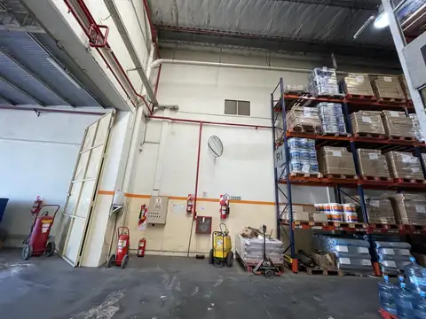 Galpon en Alquiler en Pompeya, USD 45.000