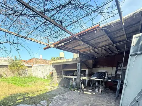 Galpon en Venta 8  mts Frente