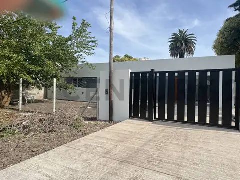 23 y 450 CASA 3 DORMITORIOS EN VENTA CITY BELL