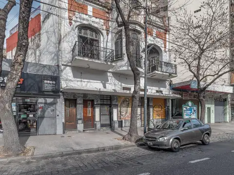 VENTA PH EN VELEZ SARFIELD APTO VIVIENDA Y/O COMERCIAL