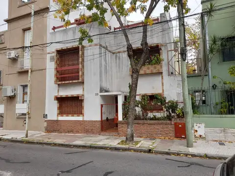 Casa - Parque Chacabuco - Pje. De Las Garantias 1200