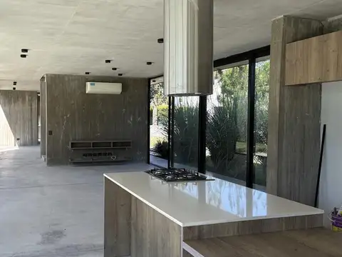 Casa en Venta en Bella Vista, USD 617.000