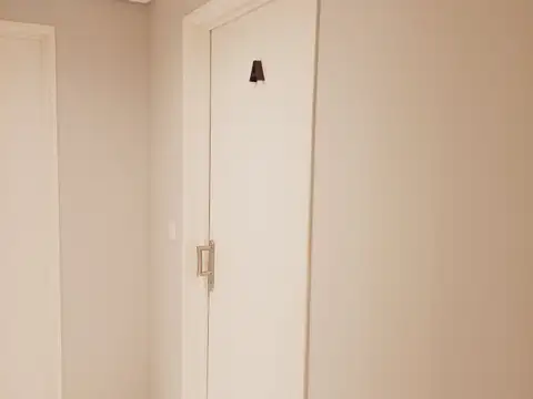 Guardia Vieja 4200, Departamento monoambiente frente 2°piso con balcón