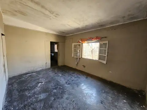 VENTA CASA 3 DORMITORIOS B REMEDIO DE ESCALADA