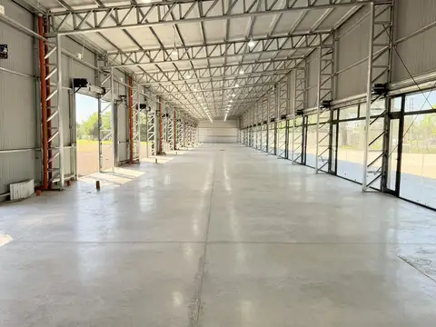 Local en Alquiler en Alvear, USD 3.200