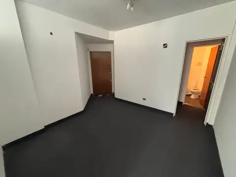 Oficina en Venta en San Nicolás, USD 45.000