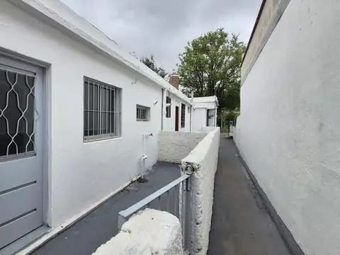 Venta casa y  3 apartamentos en Sayago Renta