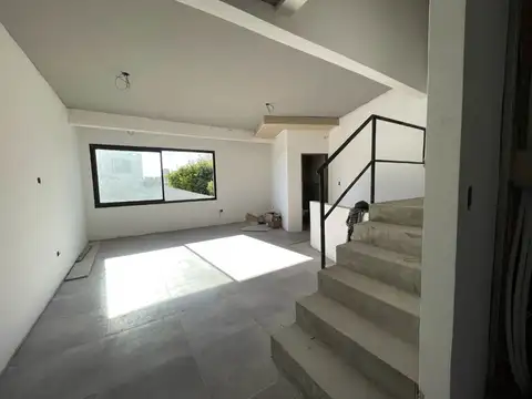 Depto Tipo Casa en Venta de 2 dormitorios