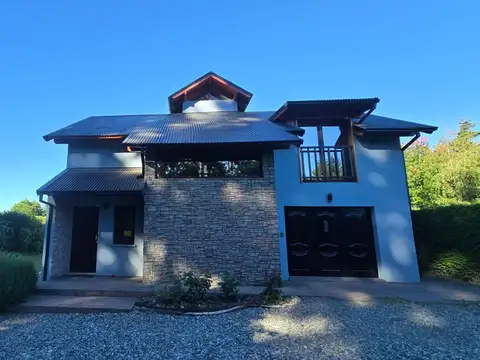 Casa en Venta con 1 cochera