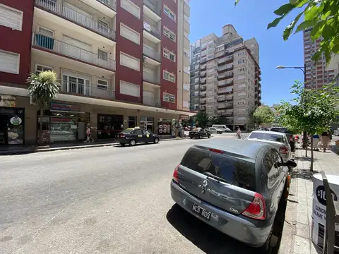 Local en Venta 60 años