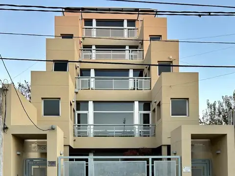 Becerra 626 , Piso 2