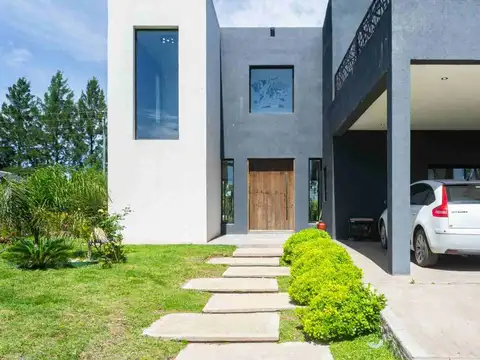 Casa en Venta en San Vicente, USD 260.000