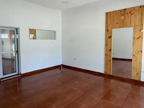 Local en Alquiler en Merlo, $ 550.000