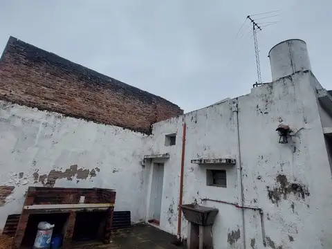 Casa a refaccionar en venta en Arroyo Seco