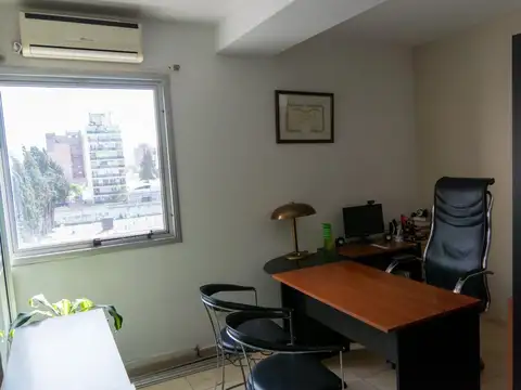 Oficina en Alquiler en Centro, USD 2.000