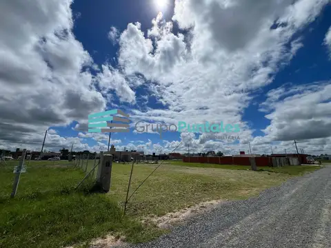 Terreno en Alejandro Petion, en barrio Petión Chico, de 250 mts2 con Escritura